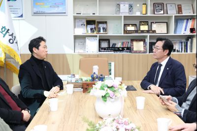 가나 대사 방문 C1KS1616.JPG