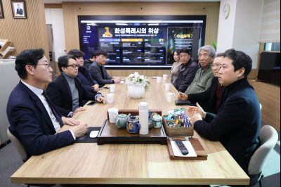 가나 대사 방문 C1KS1631.JPG