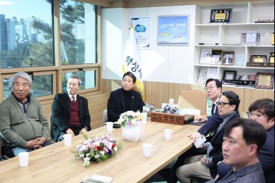 가나 대사 방문 C1KS1657.JPG