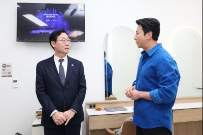 화성예술의전당 개관기념 송년음악회 C1KS2699.JPG