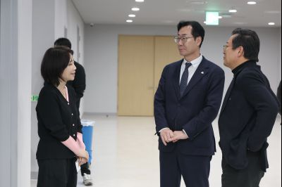 화성예술의전당 개관기념 송년음악회 C1KS2731.JPG