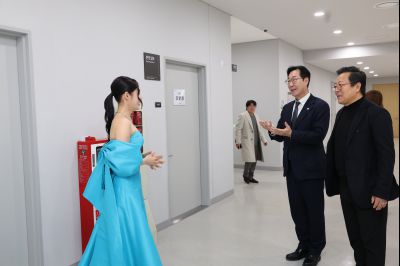 화성예술의전당 개관기념 송년음악회 C1KS2735.JPG