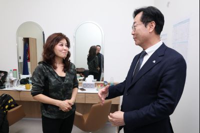 화성예술의전당 개관기념 송년음악회 C1KS2763.JPG