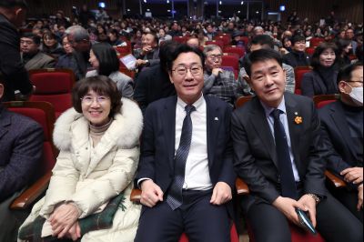 화성예술의전당 개관기념 송년음악회 C1KS2812.JPG