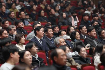 화성예술의전당 개관기념 송년음악회 C1KS2909.JPG