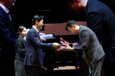 화성예술의전당 개관기념 송년음악회 C1KS2982.JPG