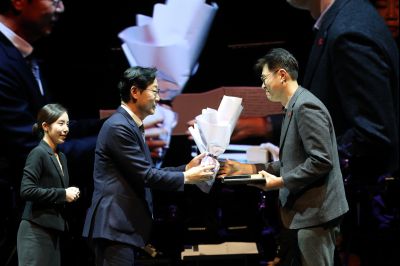 화성예술의전당 개관기념 송년음악회 C1KS2997.JPG