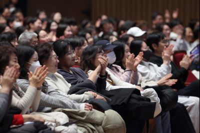 화성예술의전당 개관기념 송년음악회 C1KS3293.JPG