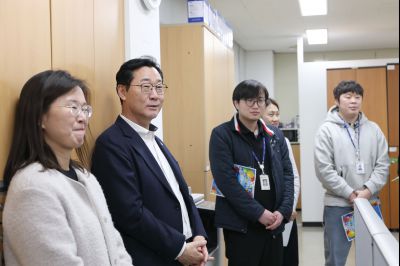 2025년 직원과의 송년인사 C1KS2161.JPG