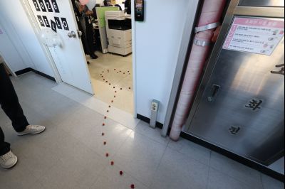 2025년 직원과의 송년인사 C1KS2173.JPG