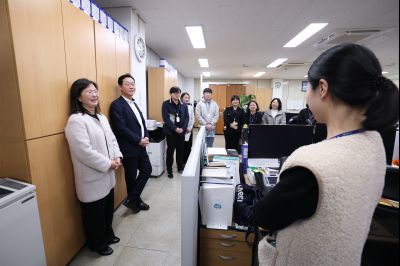 2025년 직원과의 송년인사 C1KS2179.JPG