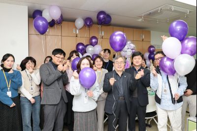 2025년 직원과의 송년인사 0D0A4706.jpg