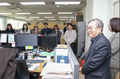 2025년 직원과의 송년인사 0D0A4801.jpg