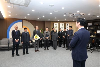 4급 임용장 교부 C1KS5203.JPG