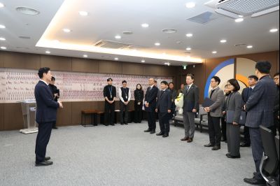 4급 임용장 교부 C1KS5212.JPG