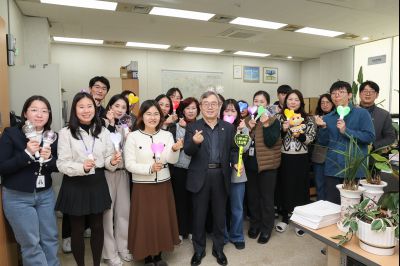 2025년 직원과의 송년인사 0D0A5100.jpg