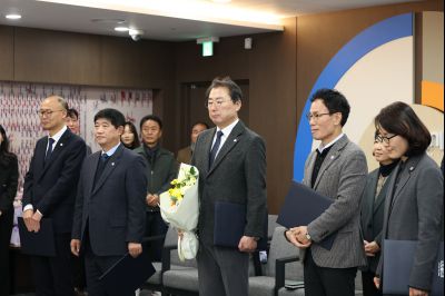 4급 임용장 교부 C1KS5215.JPG