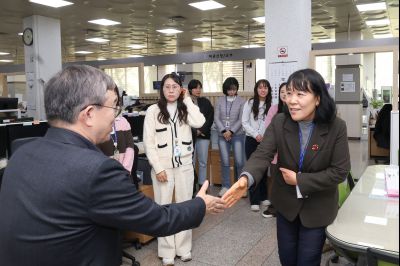 2025년 직원과의 송년인사 0D0A5502.jpg