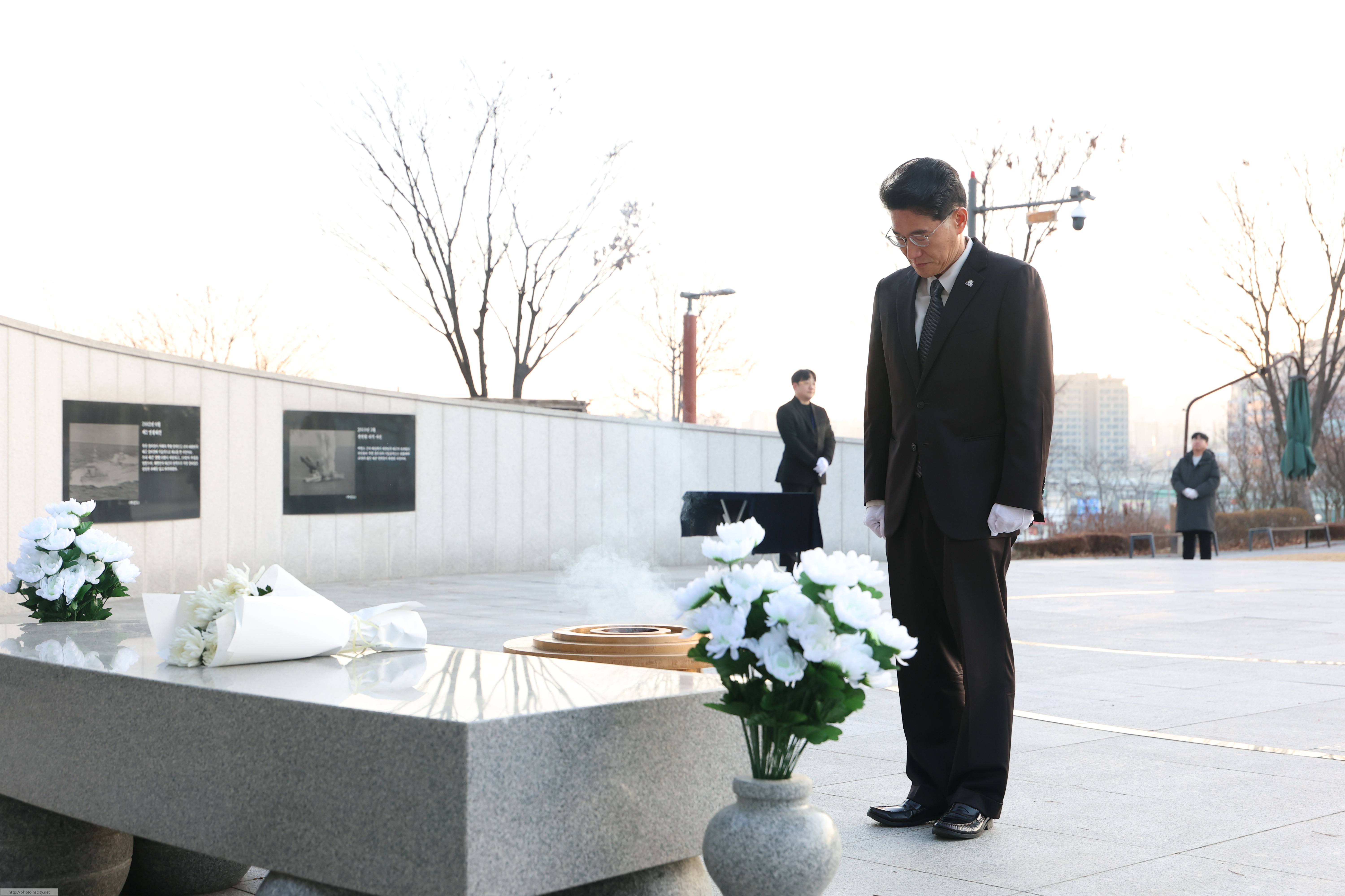 윤성진 제1부시장 현충탑 참배 