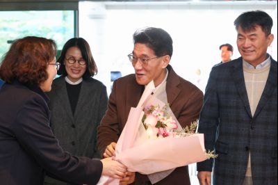 윤성진 제1부시장 환영식 0D0A9582.jpg