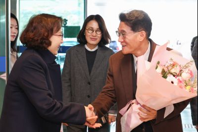 윤성진 제1부시장 환영식 0D0A9588.jpg