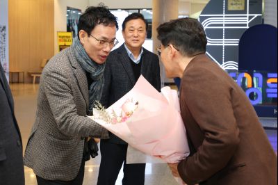 윤성진 제1부시장 환영식 0D0A9615.jpg