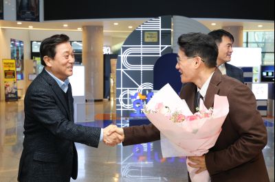 윤성진 제1부시장 환영식 0D0A9628.jpg