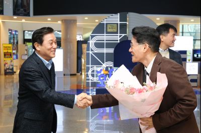 윤성진 제1부시장 환영식 0D0A9630.jpg