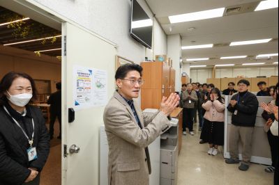 윤성진 제1부시장 직원인사 0D0A0108_resize.jpg