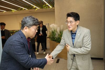 윤성진 제1부시장 직원인사 0D0A0139_resize.jpg