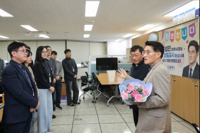윤성진 제1부시장 직원인사 0D0A0445_resize.jpg