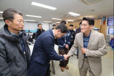 윤성진 제1부시장 직원인사 0D0A0593_resize.jpg