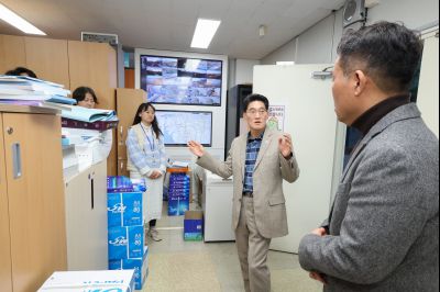 윤성진 제1부시장 직원인사 0D0A0600_resize.jpg