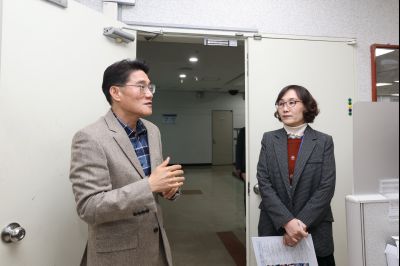 윤성진 제1부시장 직원인사 C1KS5601.JPG