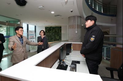 윤성진 제1부시장 직원인사 C1KS5638.JPG