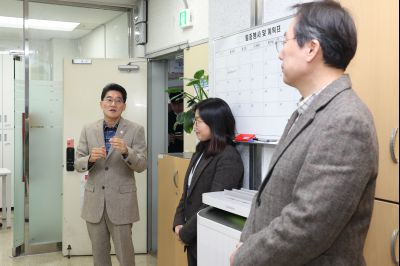 윤성진 제1부시장 직원인사 C1KS5665.JPG