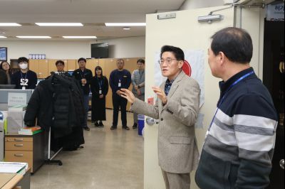 윤성진 제1부시장 직원인사 C1KS5743.JPG