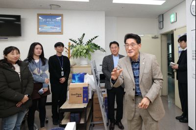 윤성진 제1부시장 직원인사 C1KS5762.JPG