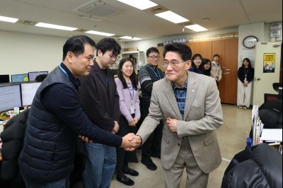 윤성진 제1부시장 직원인사 C1KS5784.JPG