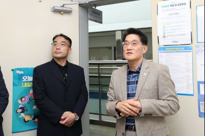 윤성진 제1부시장 직원인사 C1KS5827.JPG