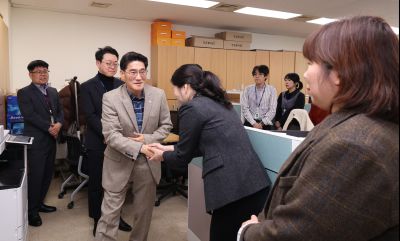 윤성진 제1부시장 직원인사 C1KS5861.JPG