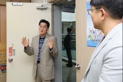 윤성진 제1부시장 직원인사 C1KS5891.JPG