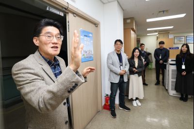 윤성진 제1부시장 직원인사 C1KS5893.JPG