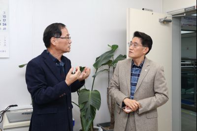 윤성진 제1부시장 직원인사 C1KS5908.JPG