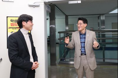 윤성진 제1부시장 직원인사 C1KS5978.JPG