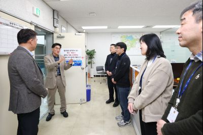 윤성진 제1부시장 직원인사 C1KS6046.JPG