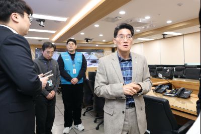 윤성진 제1부시장 직원인사 C1KS6086.JPG