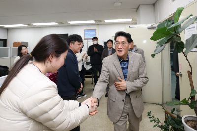 윤성진 제1부시장 직원인사 C1KS6111.JPG