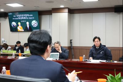 김영훈 고용노동부 장관 화성시 산업안전지킴이 합동점검 및 간담회 0D0A2398_resize.jpg