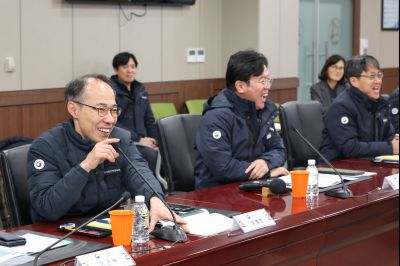 김영훈 고용노동부 장관 화성시 산업안전지킴이 합동점검 및 간담회 0D0A2422_resize.jpg